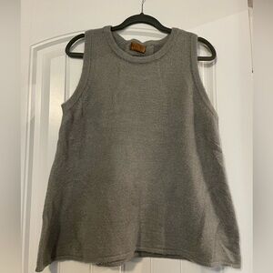 Pol Cozy Gray Sleeveless Sweater Tank size Small